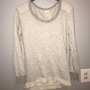 Super comfy sweatshirt!